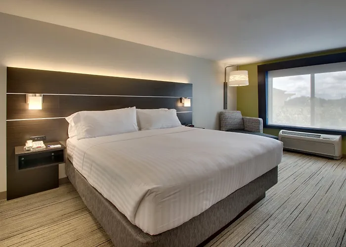 Express & By Ihg Hotel Morris
