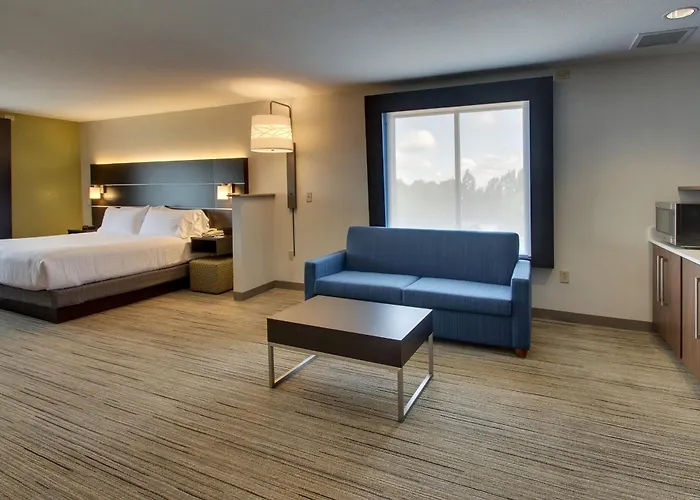Express & By Ihg 2*