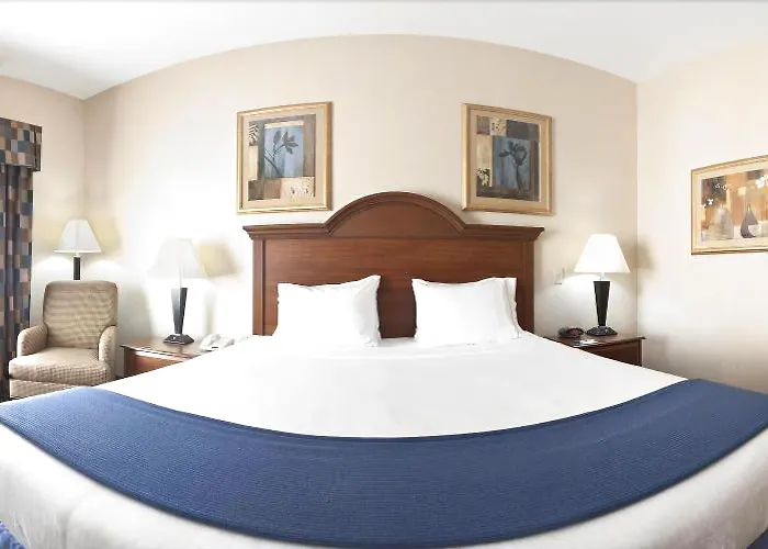 Hotel Express & By Ihg Morris