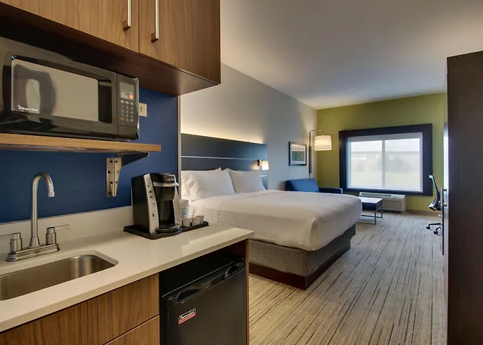 Express & By Ihg Hotel Morris