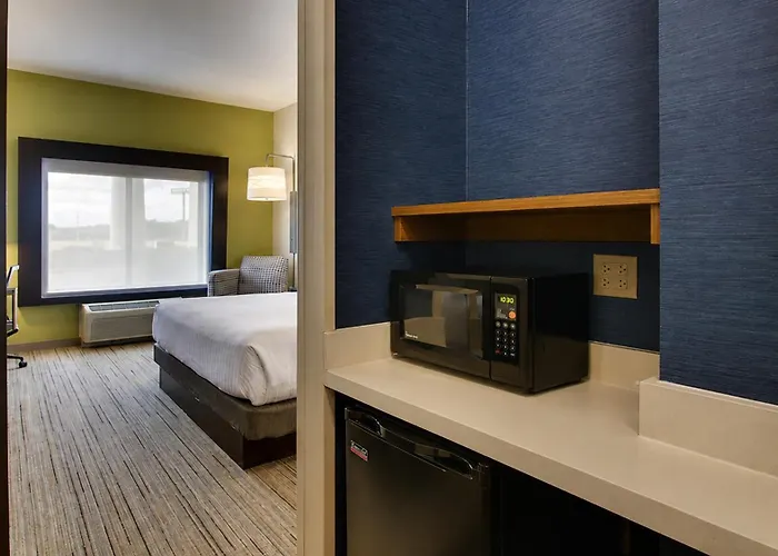 Express & By Ihg Hotel