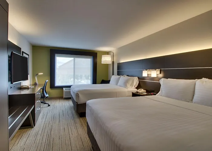 Hotel Express & By Ihg Morris