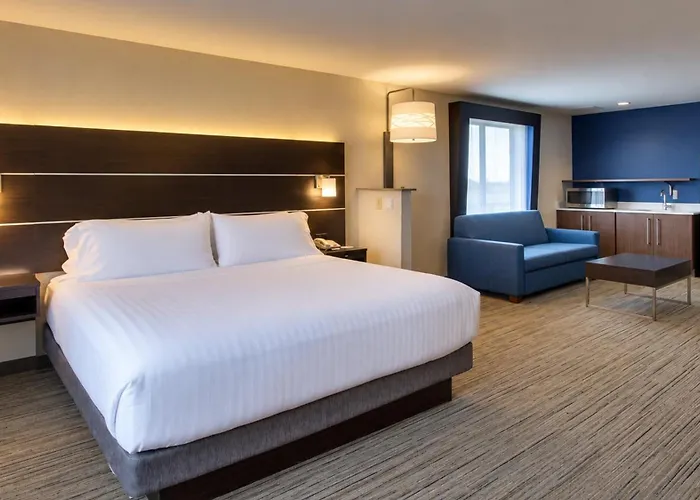 Express & By Ihg Hotel
