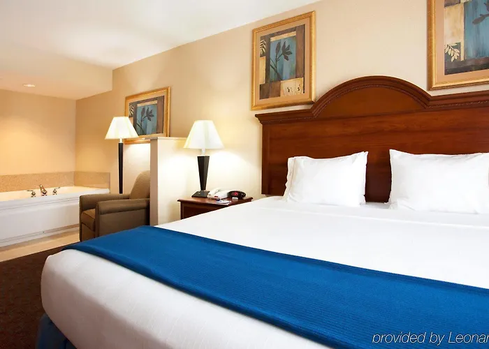 Express & By Ihg Hotel Morris